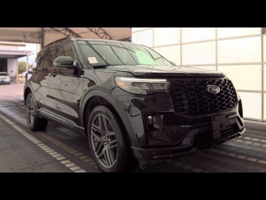 Certified 2025 Ford Explorer ST-Line SUV