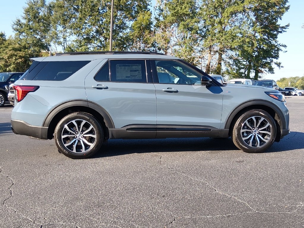 New 2027 Ford Explorer ST-Line SUV