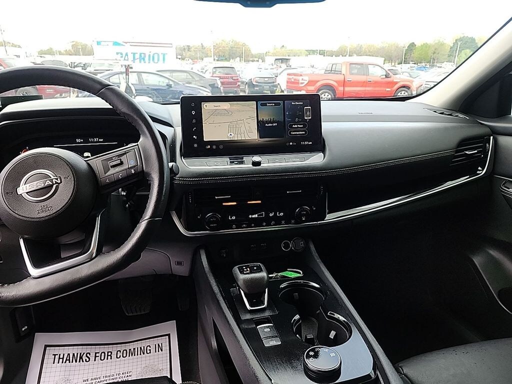 Used 2024 Nissan Rogue SL SUV