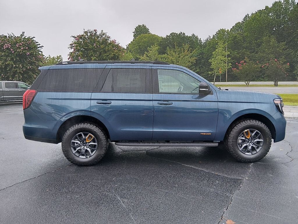 New 2027 Ford Expedition Tremor SUV