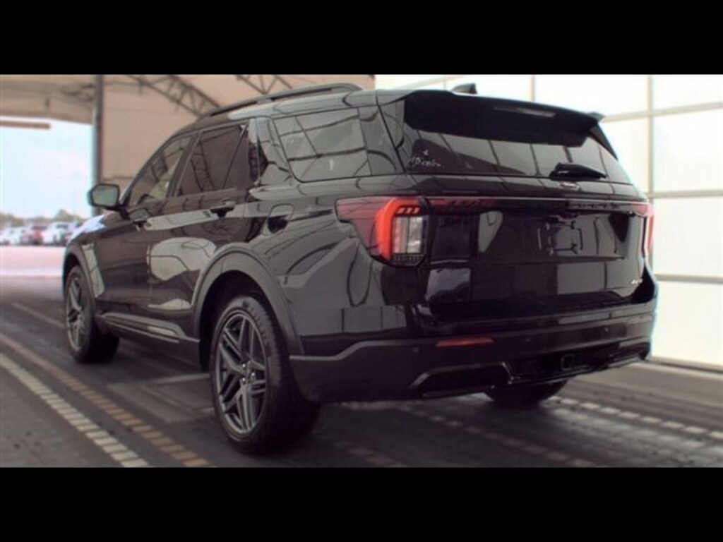 Certified 2025 Ford Explorer ST-Line SUV