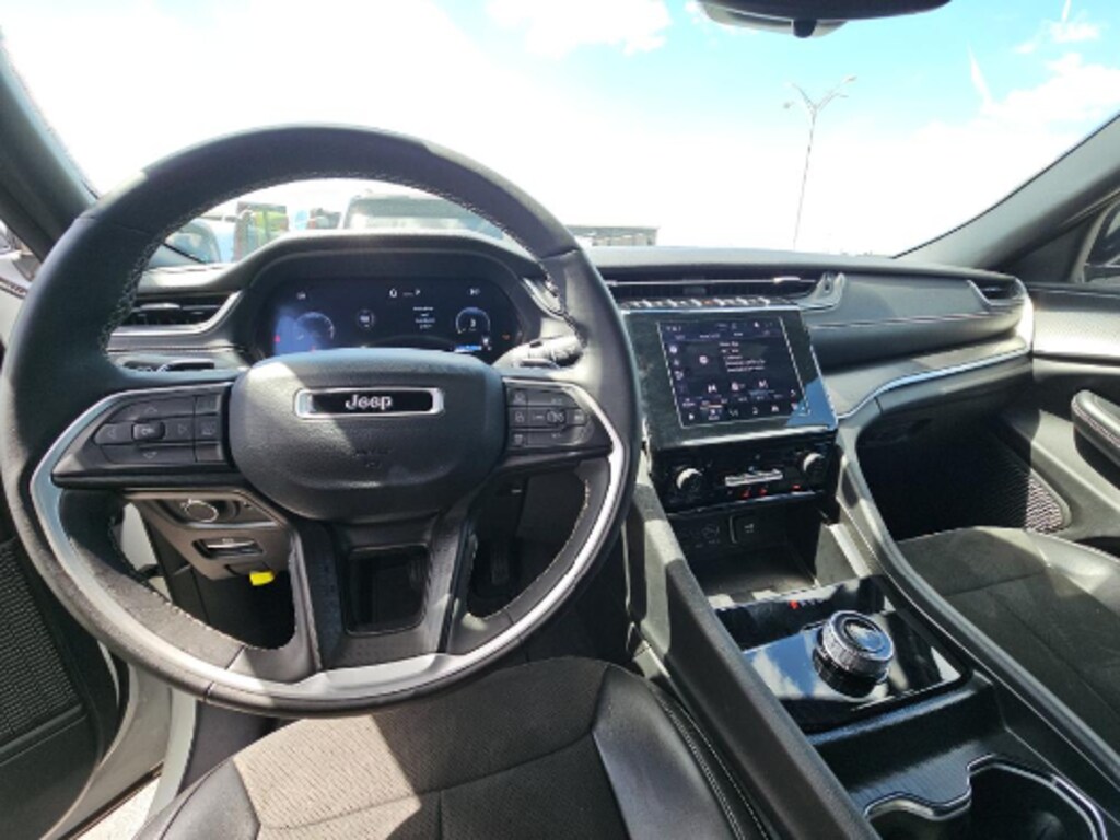 Certified 2024 Jeep Grand Cherokee Altitude SUV