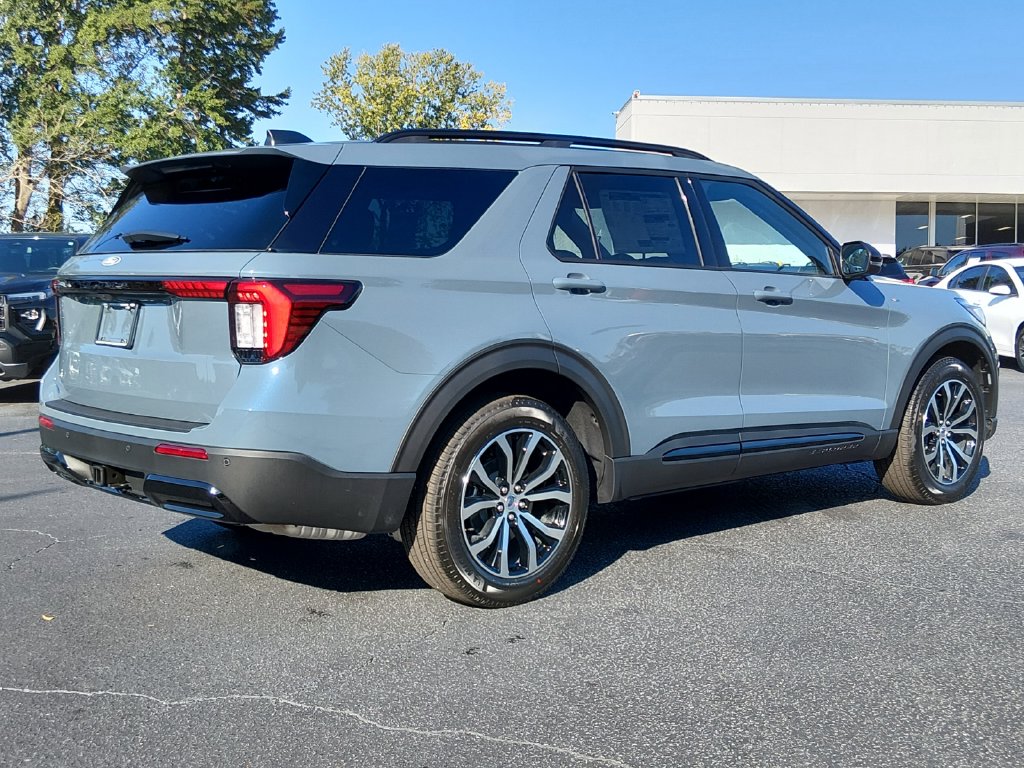 New 2027 Ford Explorer ST-Line SUV
