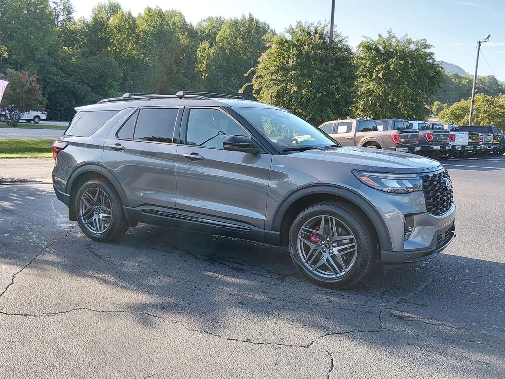 New 2026 Ford Explorer ST-Line SUV