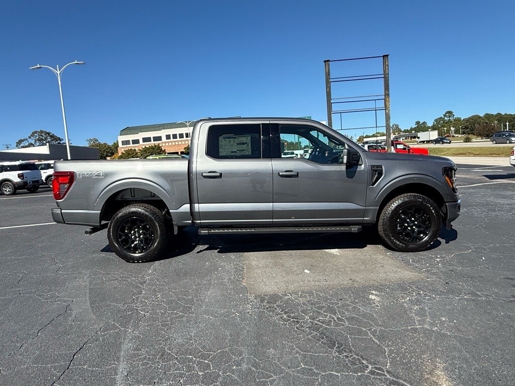 New 2025 Ford F-150 XLT Truck