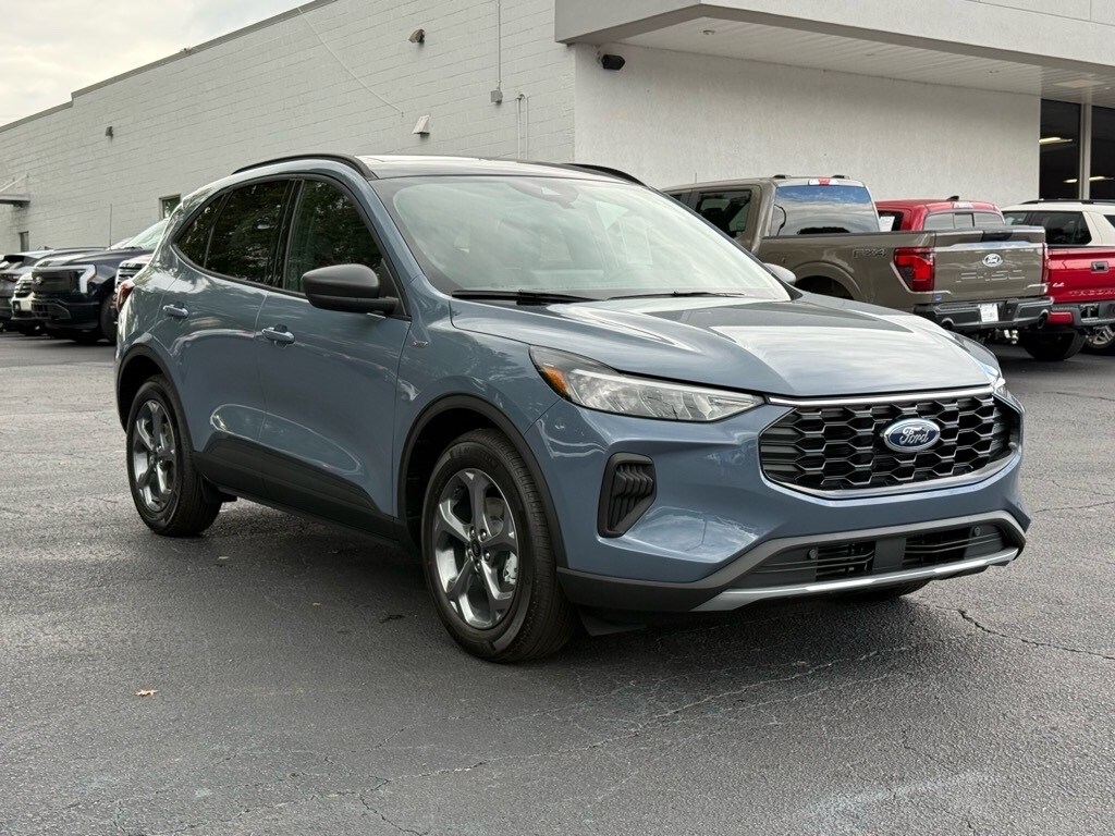 New 2026 Ford Escape ST-Line SUV