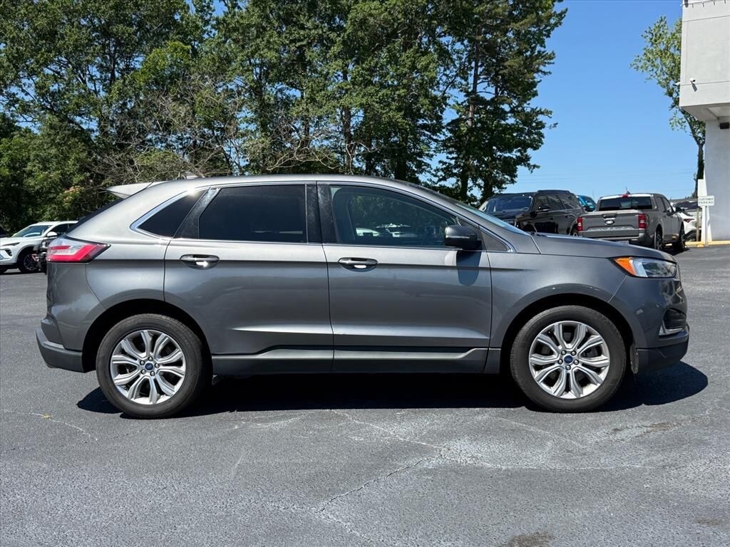Certified 2022 Ford Edge Titanium SUV