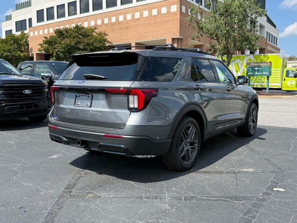 New 2025 Ford Explorer ST-Line SUV
