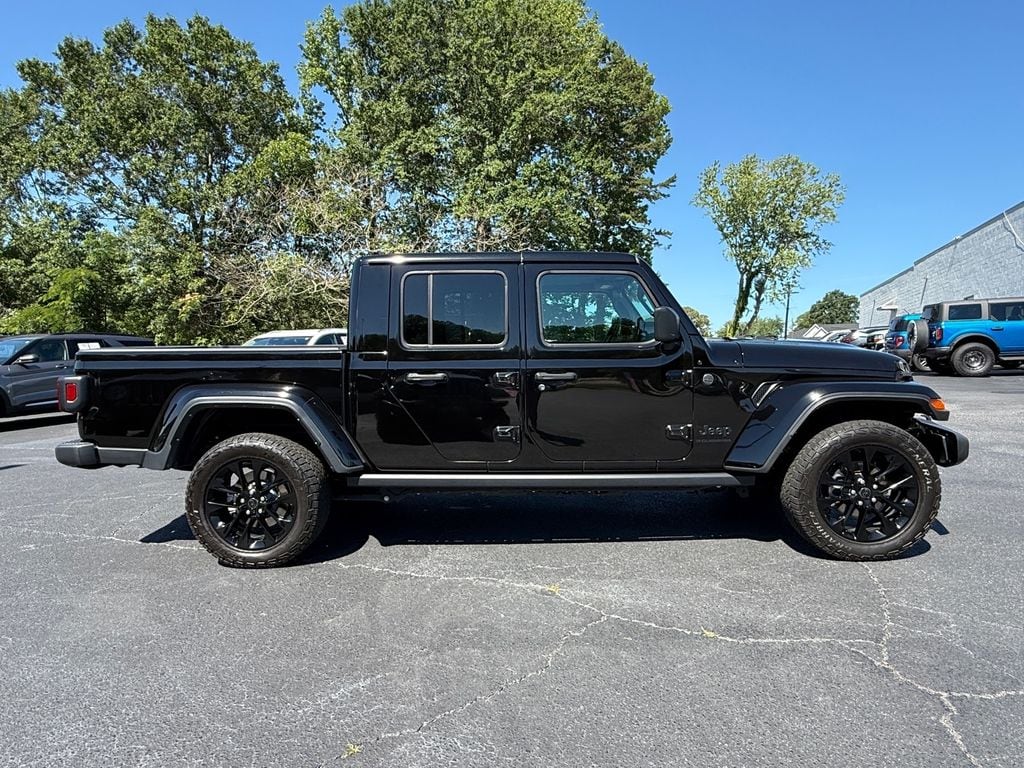 Certified 2024 Jeep Gladiator Sport Truck