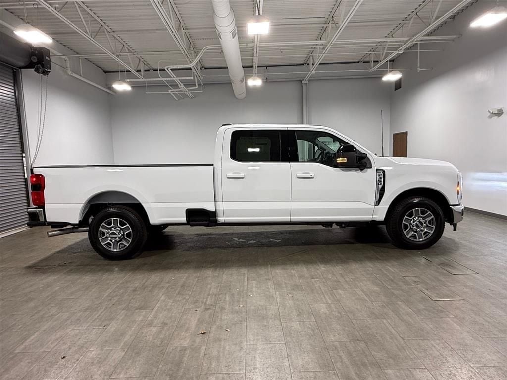 New 2026 Ford F-350SD Lariat Truck