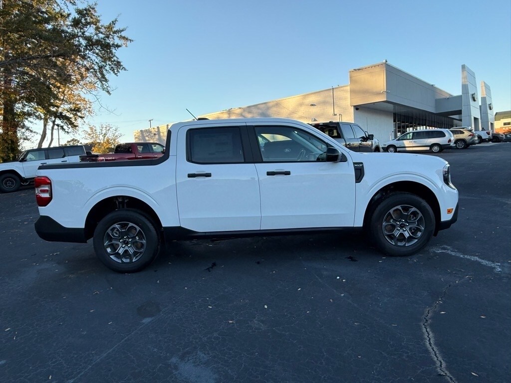 New 2025 Ford Maverick XLT Truck