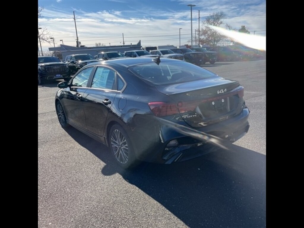 Used 2023 Kia Forte GT-Line Sedan