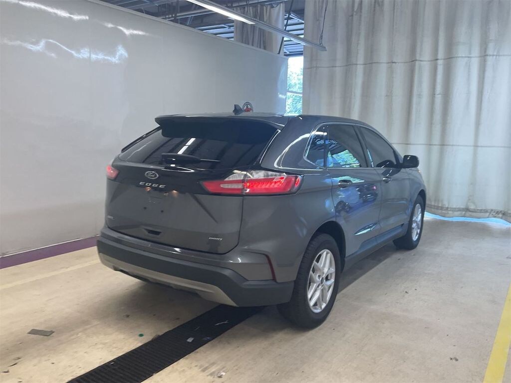 Used 2022 Ford Edge SEL SUV