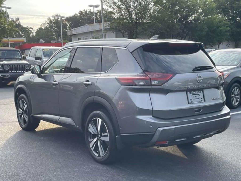 Used 2024 Nissan Rogue SL SUV