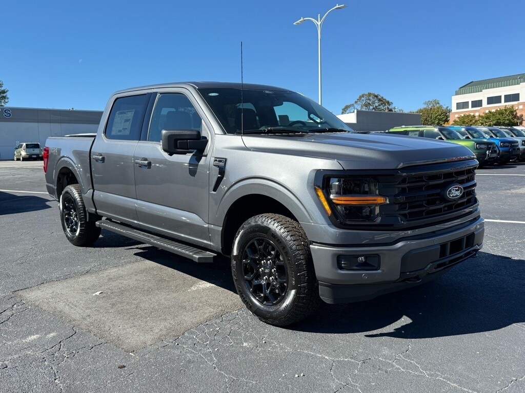 New 2025 Ford F-150 XLT Truck