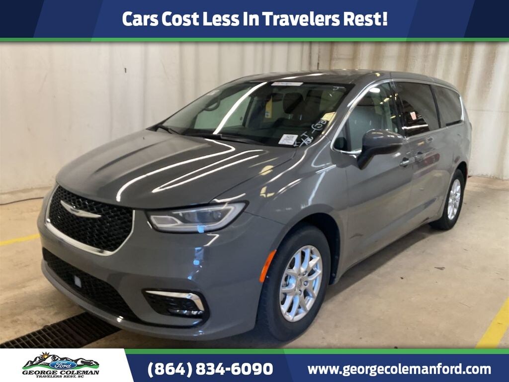 Used 2023 Chrysler Pacifica Touring L Minivan/Van