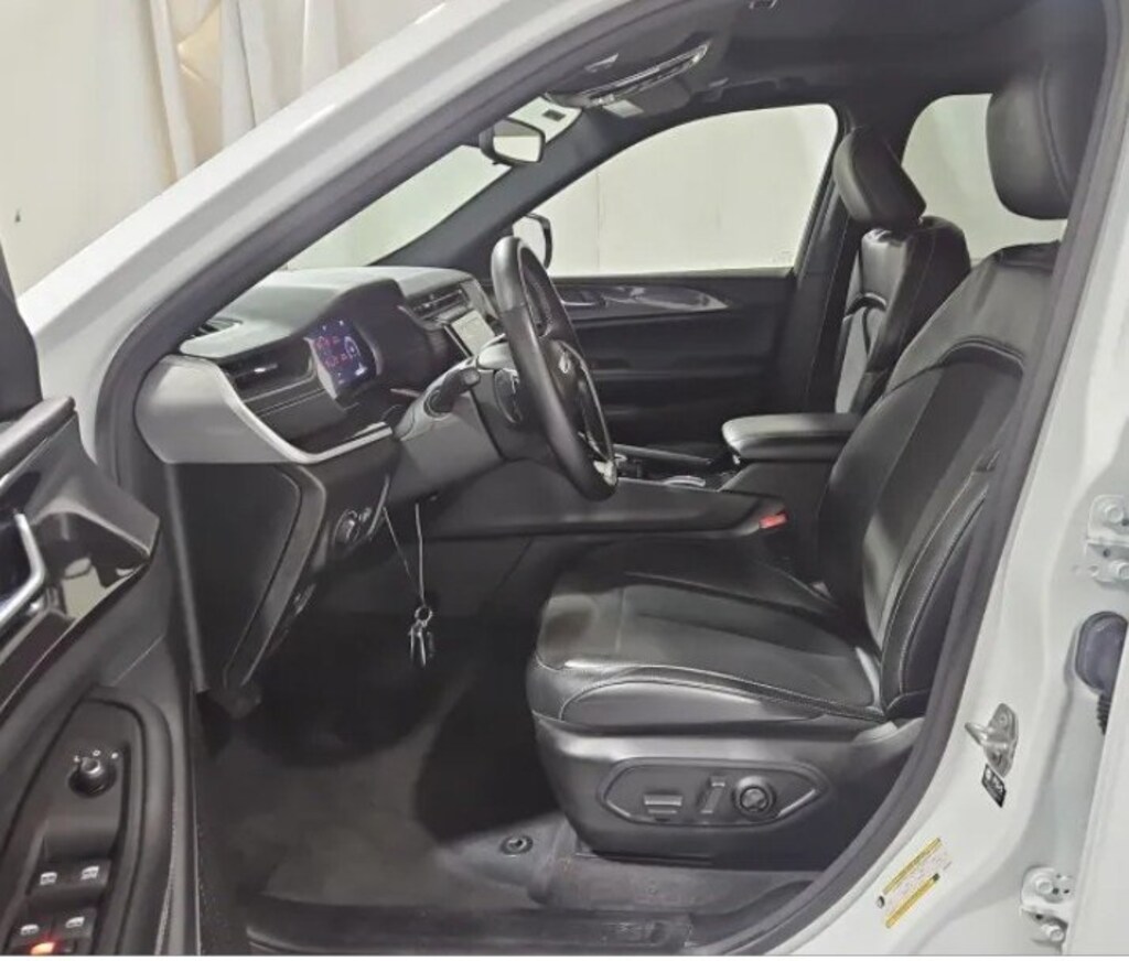 Certified 2022 Jeep Grand Cherokee Altitude SUV