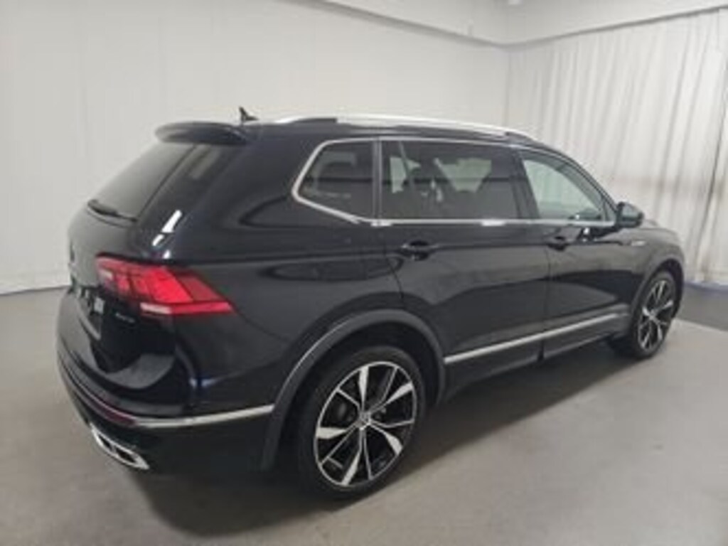 Used 2024 Volkswagen Tiguan 2.0T SEL R-Line SUV