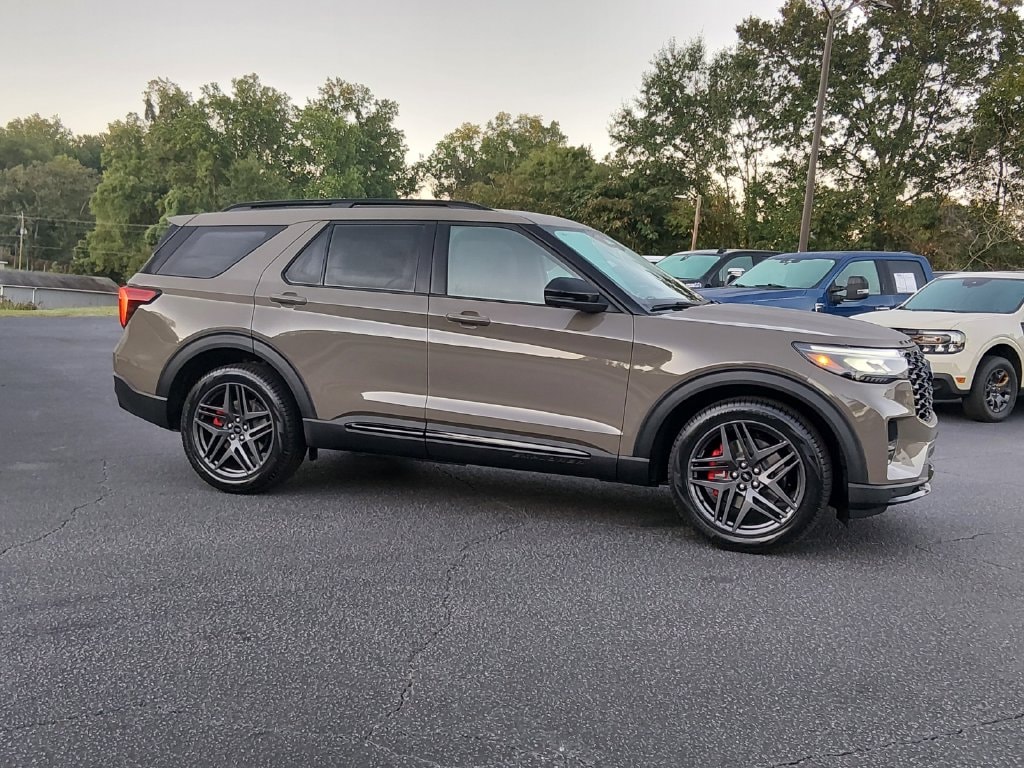 New 2027 Ford Explorer ST SUV