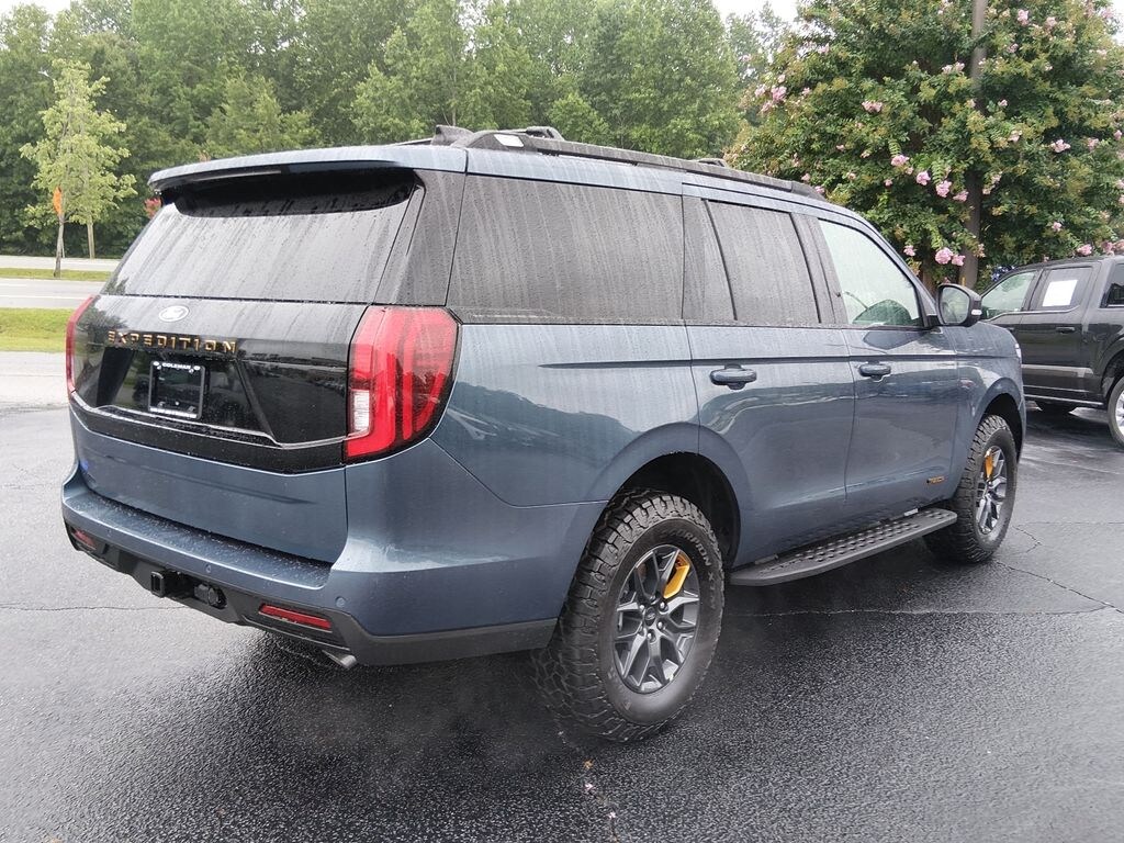 New 2027 Ford Expedition Tremor SUV