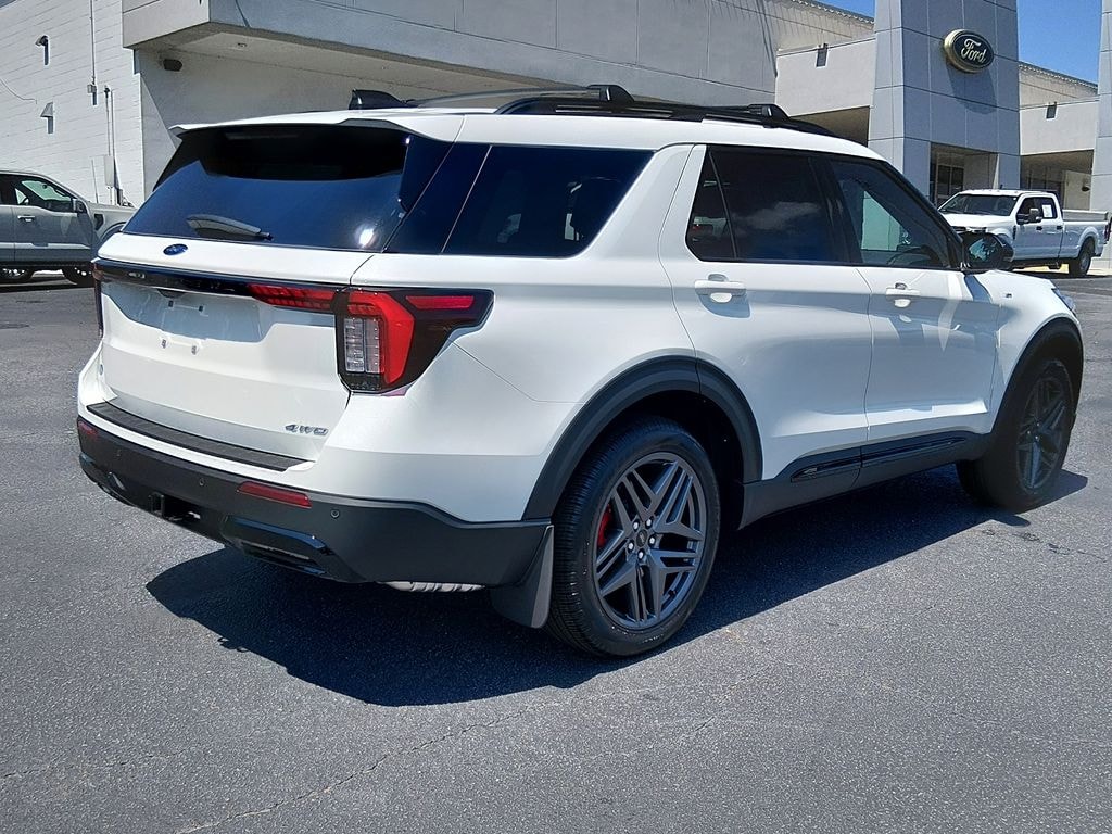 New 2026 Ford Explorer ST-Line SUV