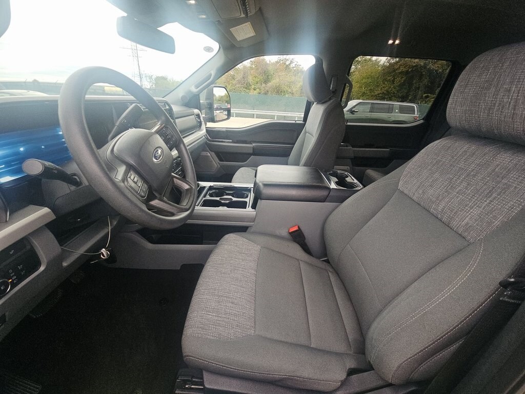 Used 2023 Ford F-350SD XLT Truck