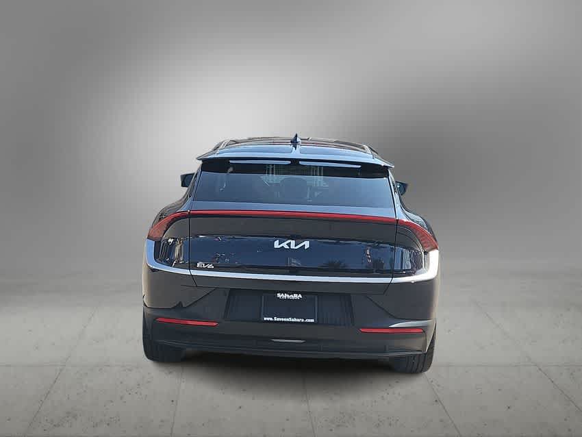 Thumbnail: 2023 Kia EV6 - 8