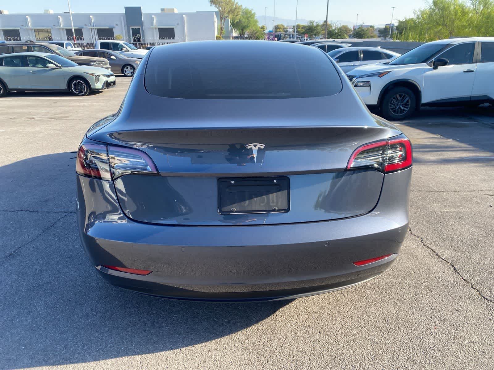 Thumbnail: 2022 Tesla Model 3 - 7