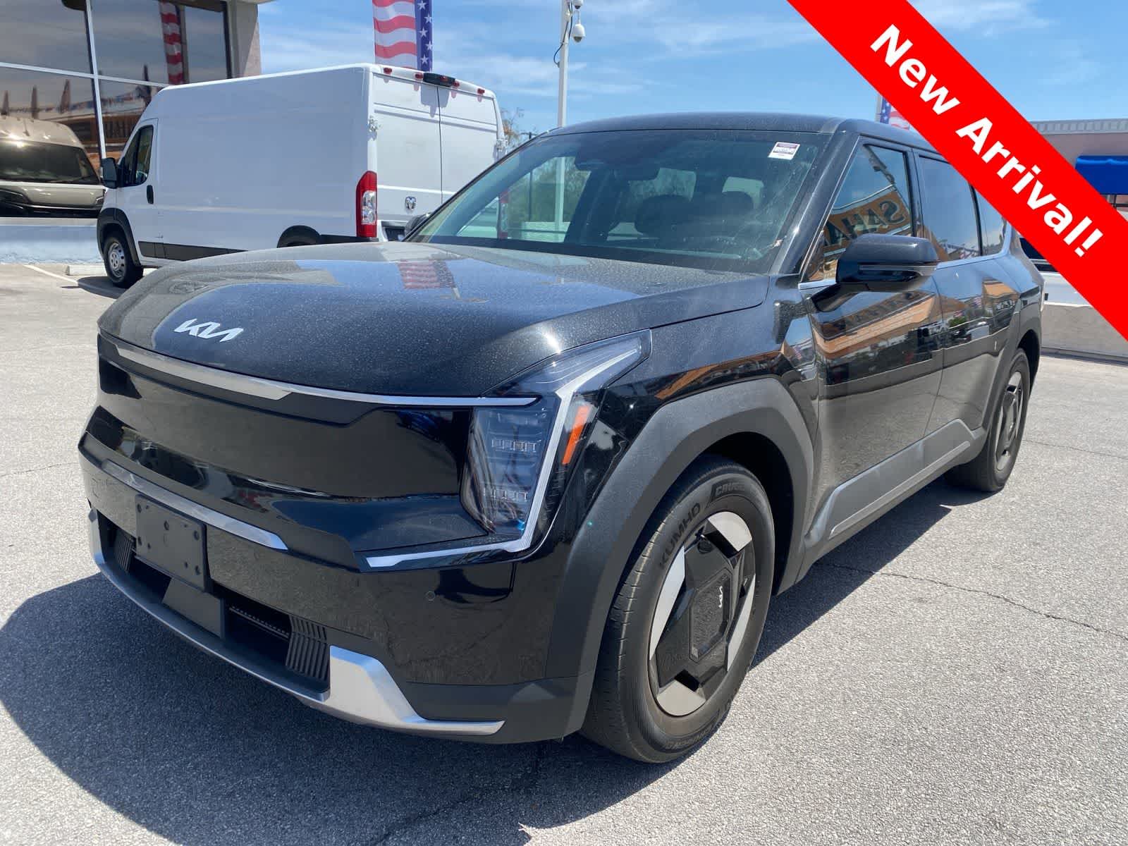 2024 Kia EV9 Light L/R's photo
