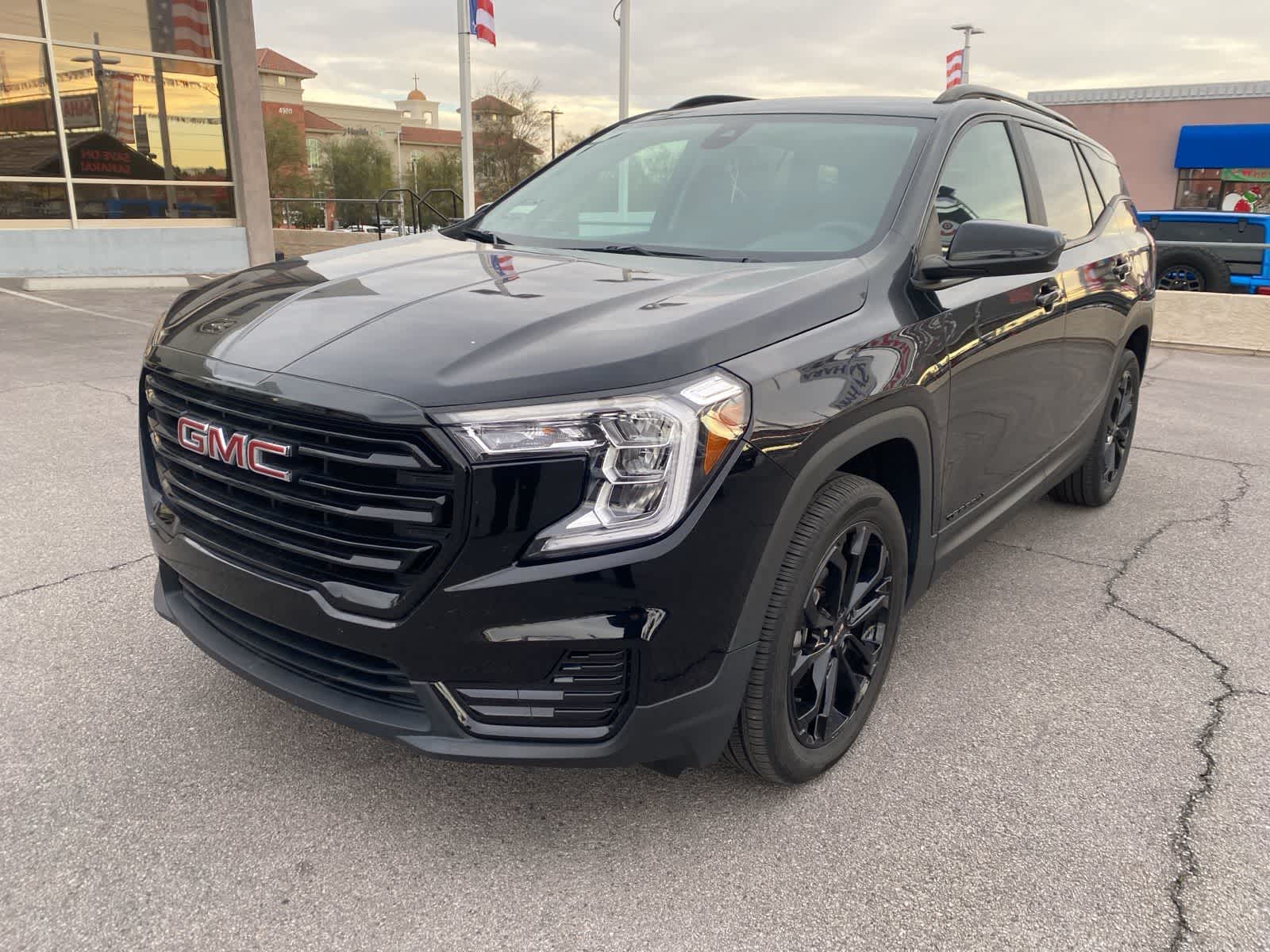 2022 GMC Terrain SLE's photo