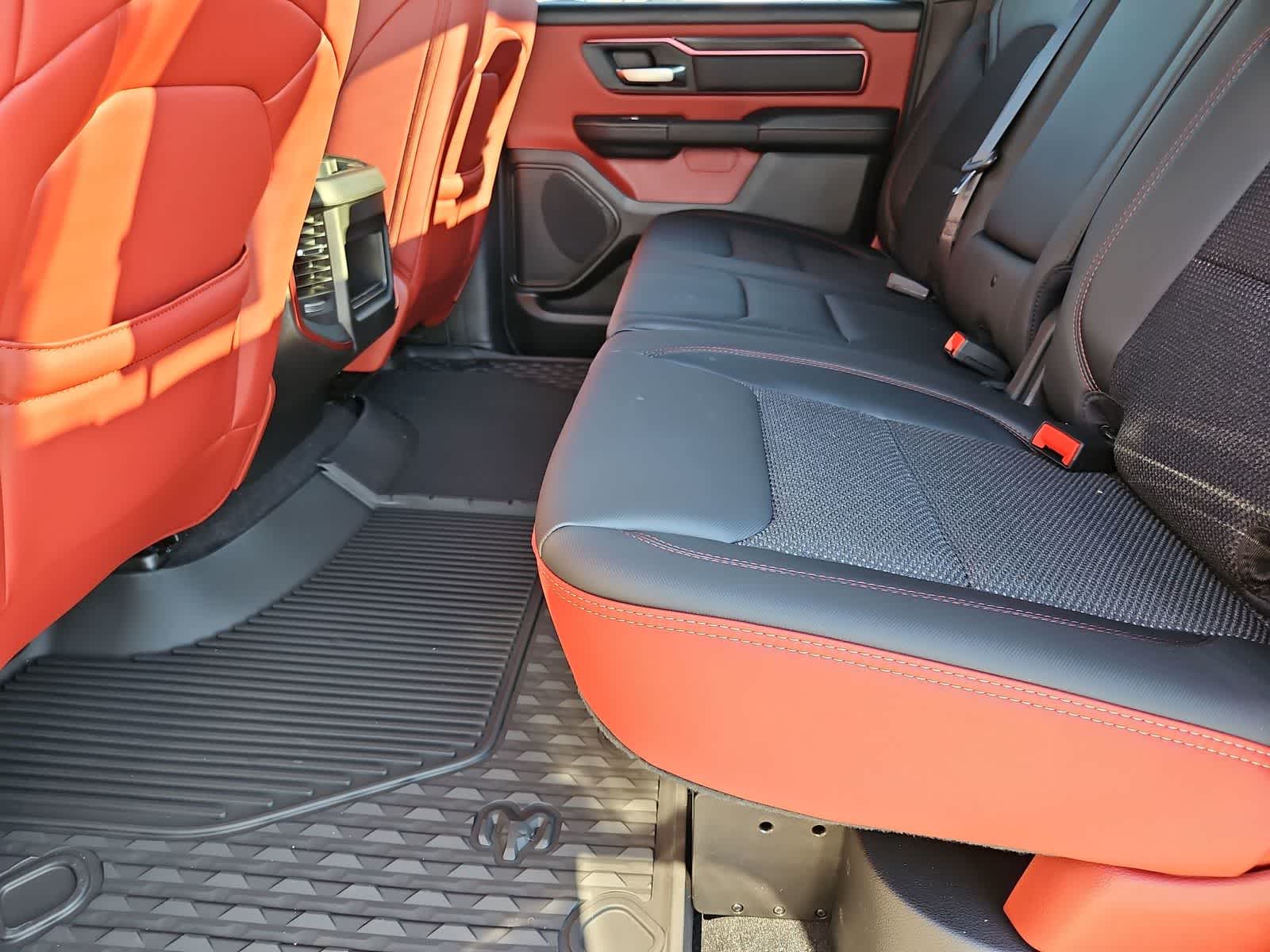 Thumbnail: 2026 RAM 1500 - 19