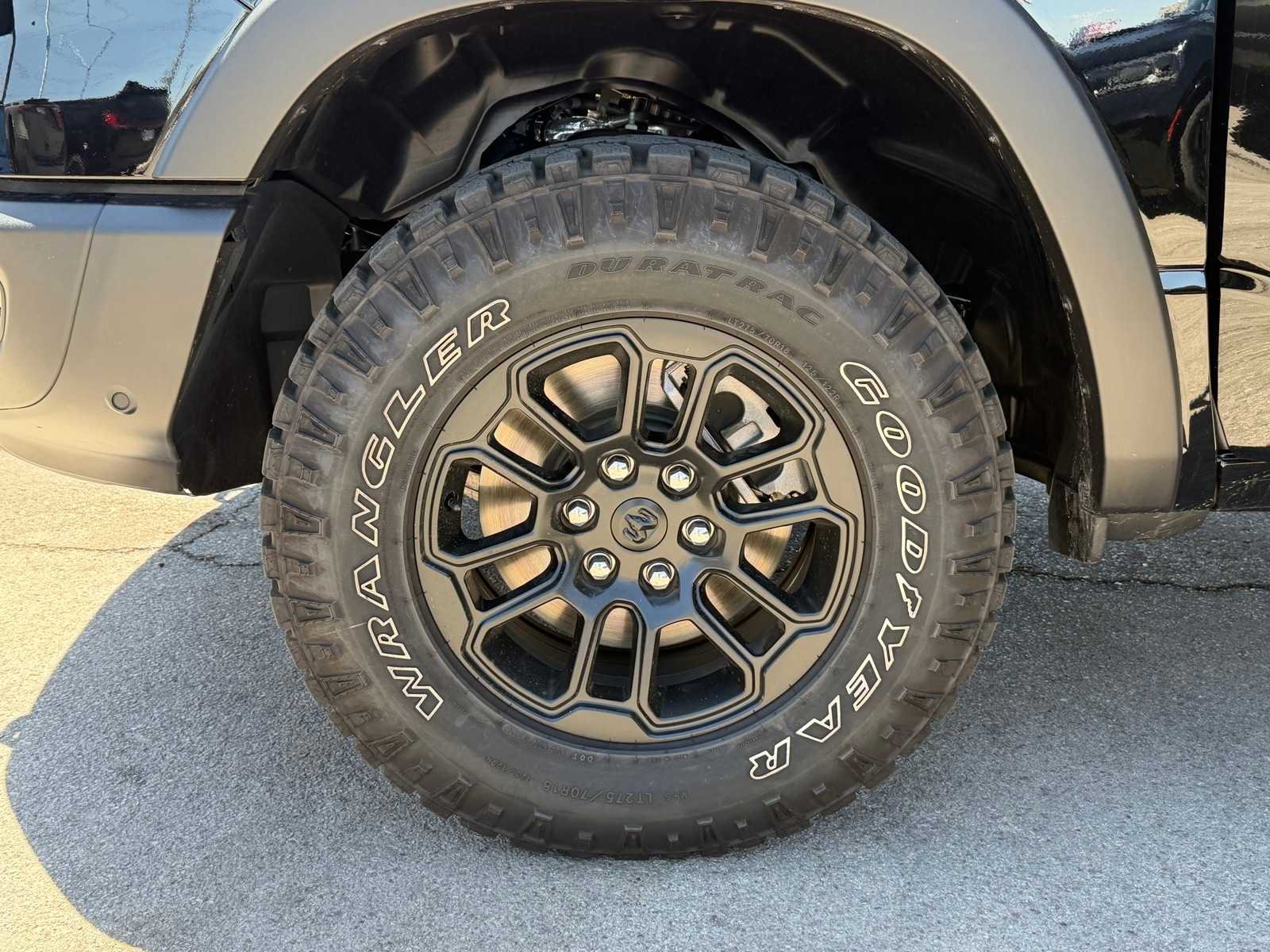 Thumbnail: 2026 RAM 1500 - 34