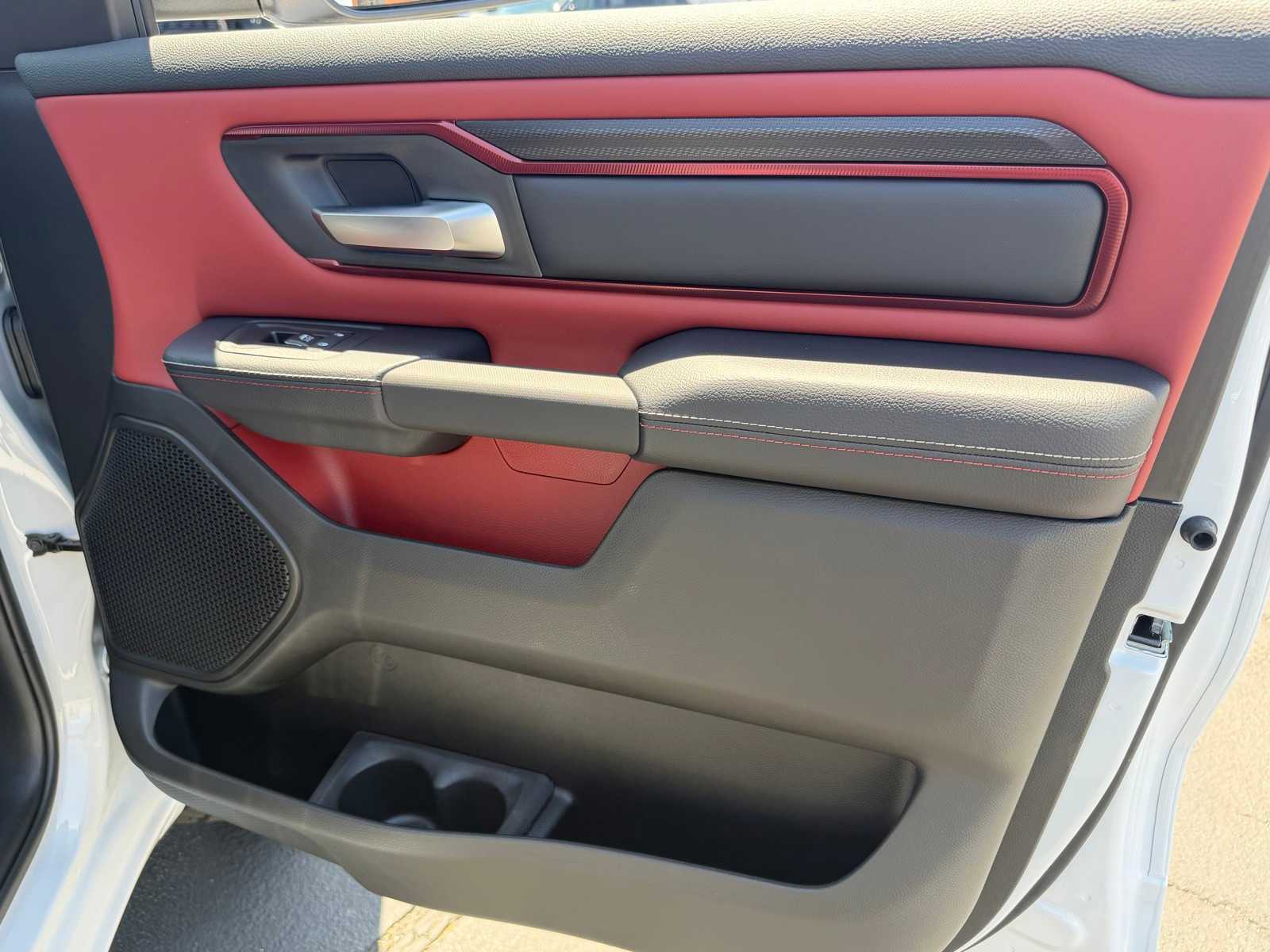 Thumbnail: 2026 RAM 1500 - 15