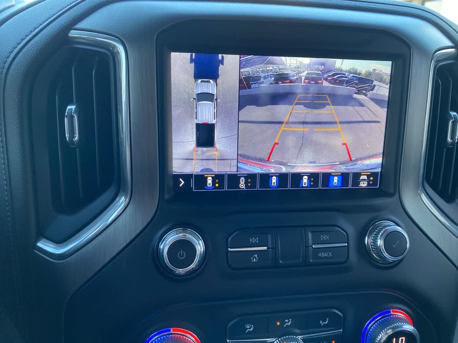 Thumbnail: 2022 GMC Sierra 3500 - 16