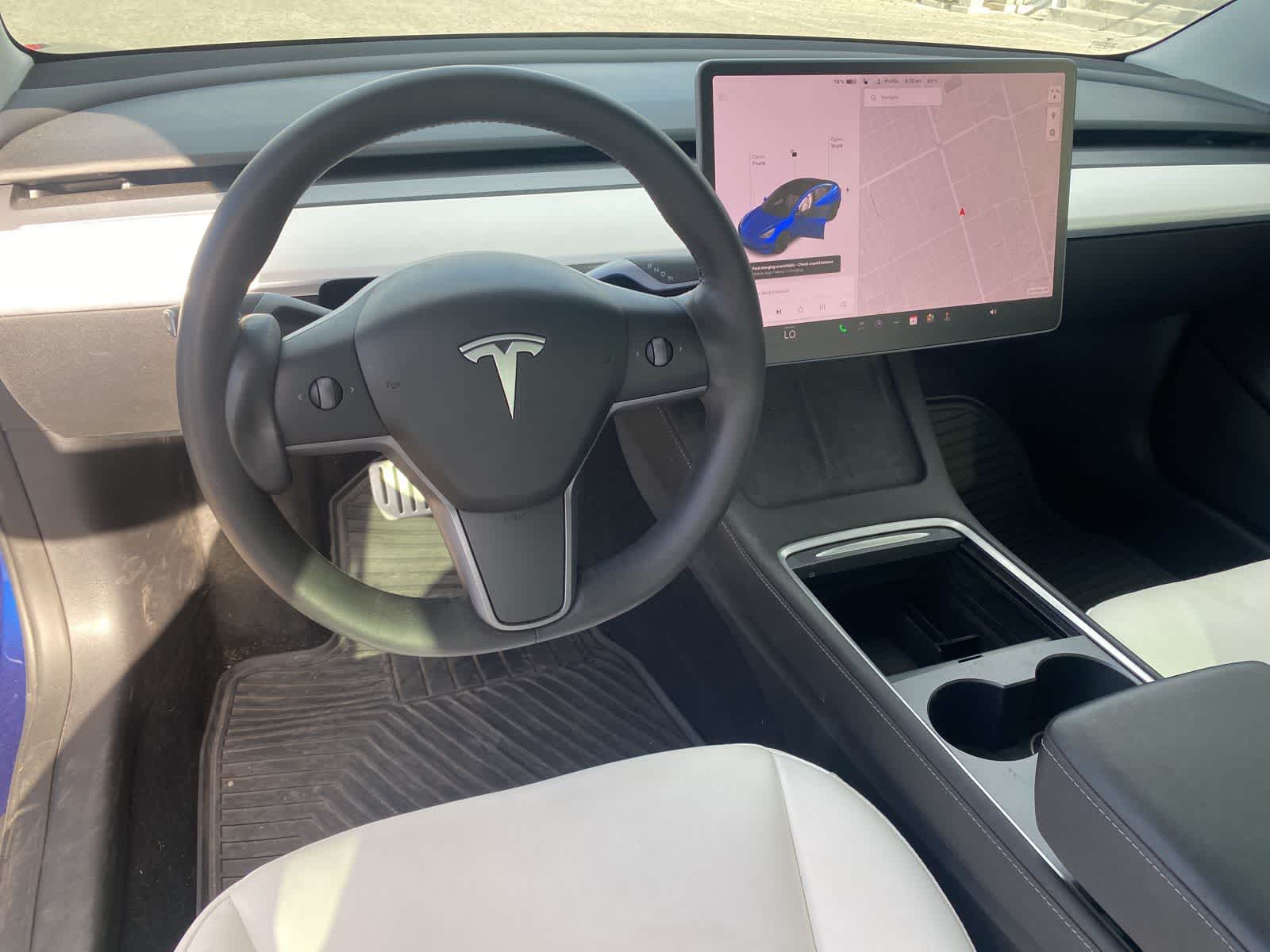 Thumbnail: 2022 Tesla Model 3 - 11