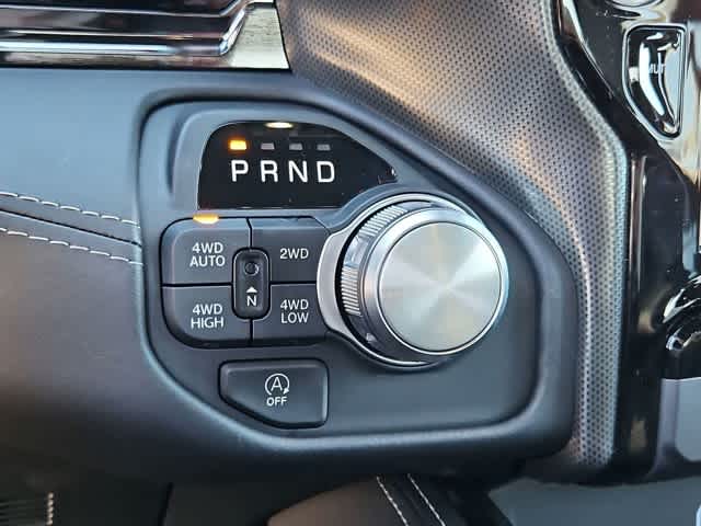 Thumbnail: 2026 RAM 1500 - 32