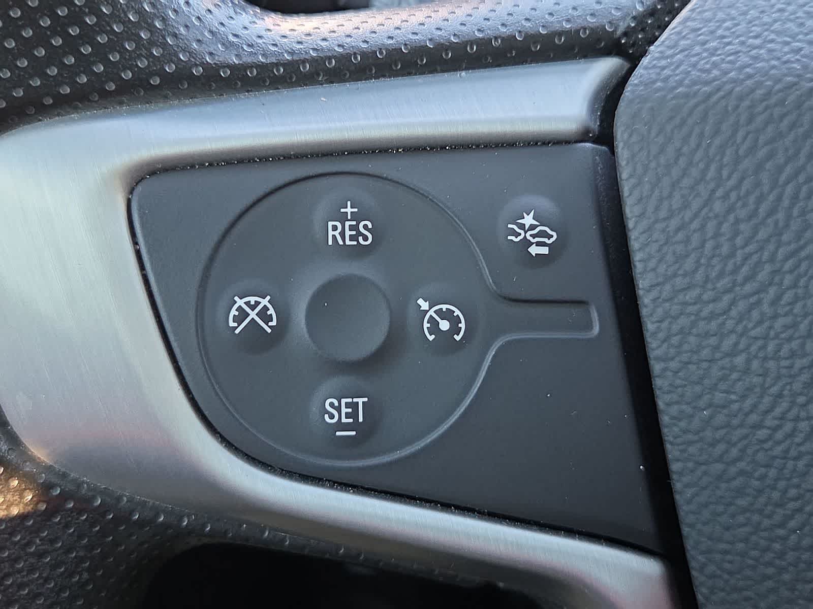 Thumbnail: 2022 GMC Terrain - 24