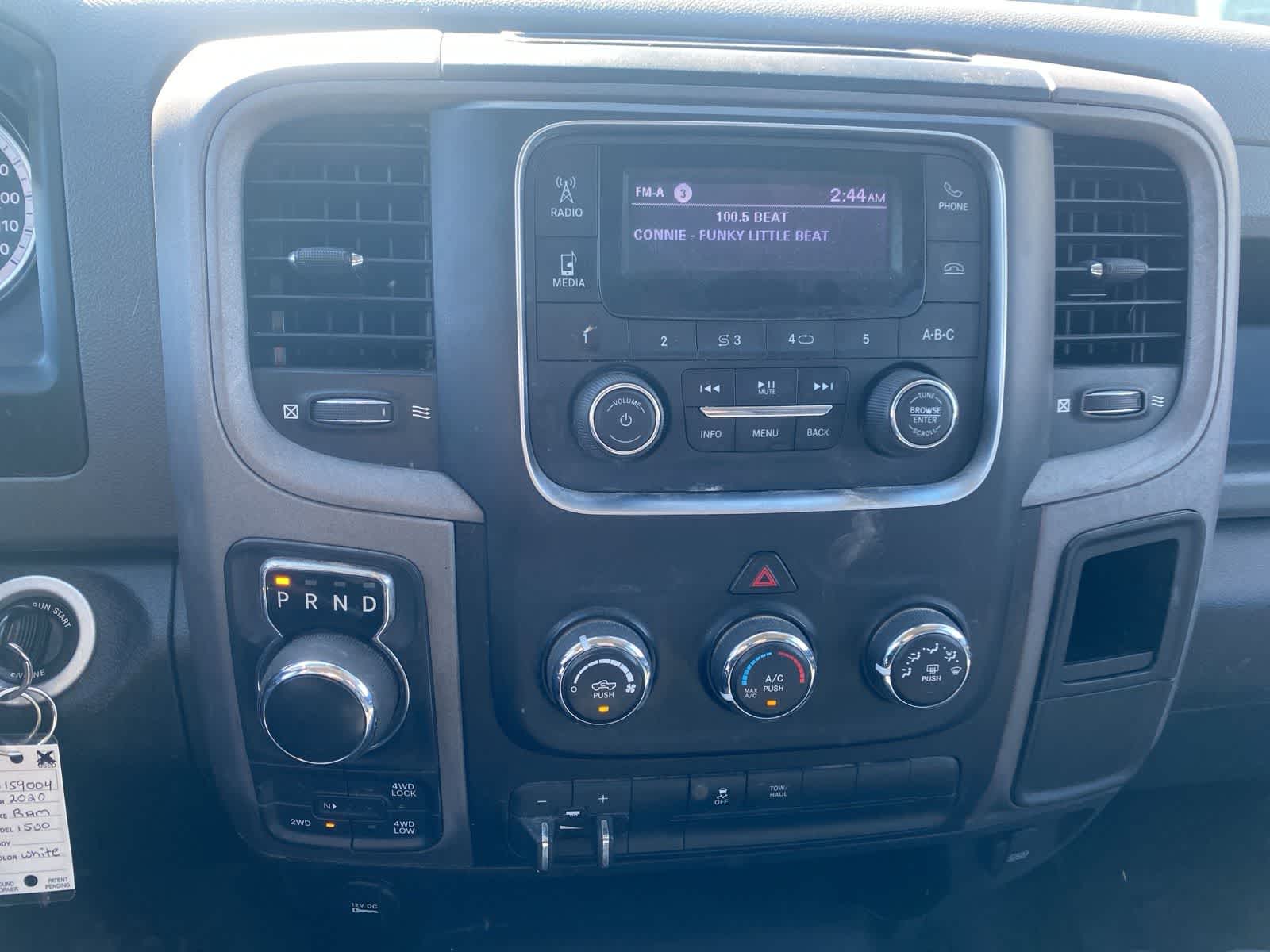 Thumbnail: 2020 RAM 1500 Classic - 15