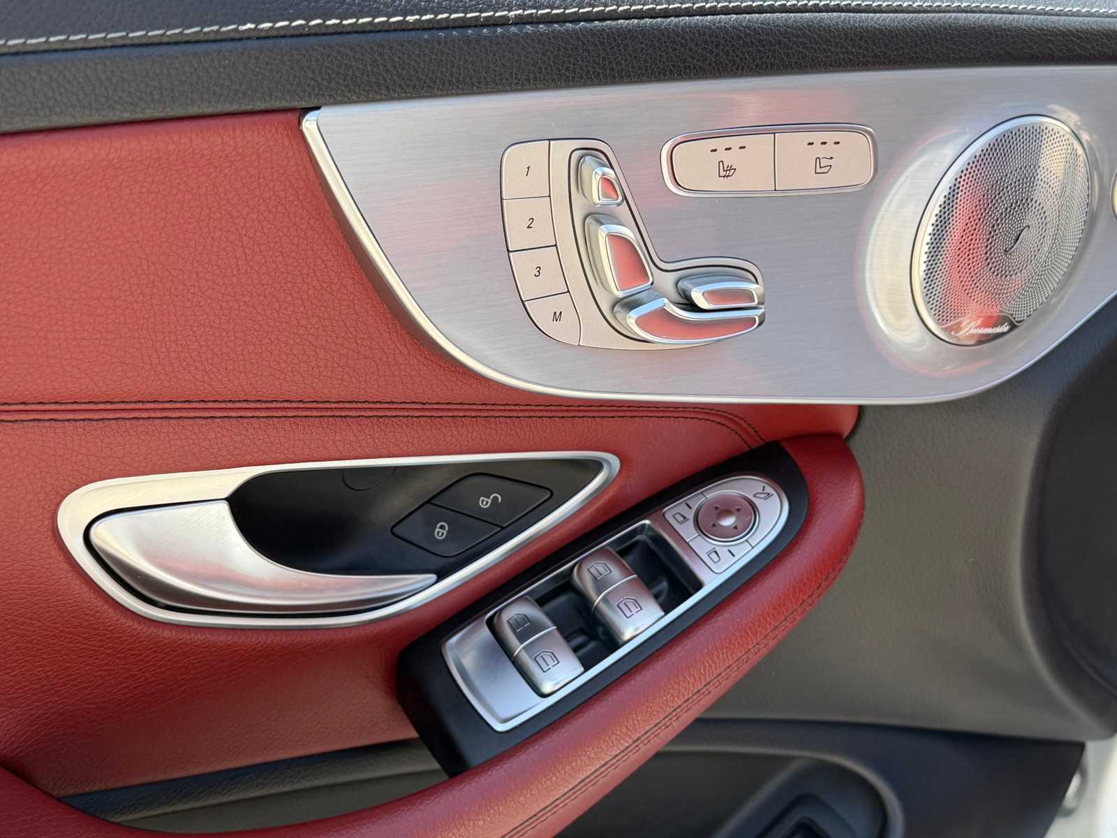 Thumbnail: 2022 Mercedes-Benz C-Class - 14