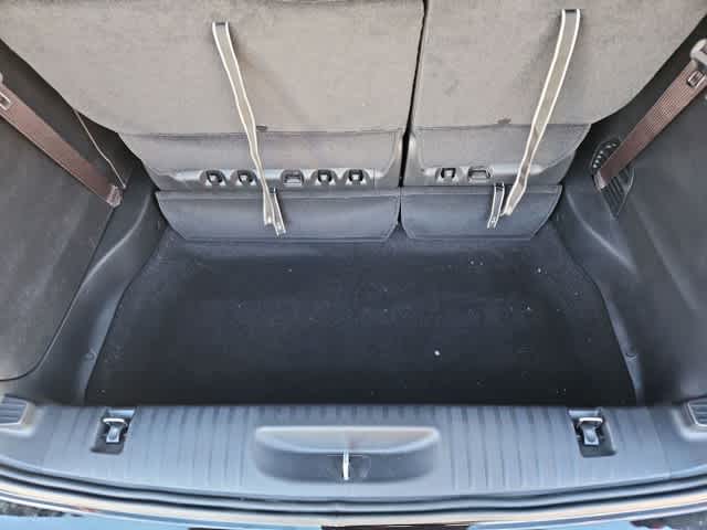 Thumbnail: 2026 Chrysler Pacifica - 32