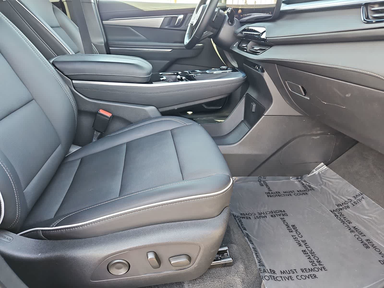 Thumbnail: 2025 Buick Enclave - 22