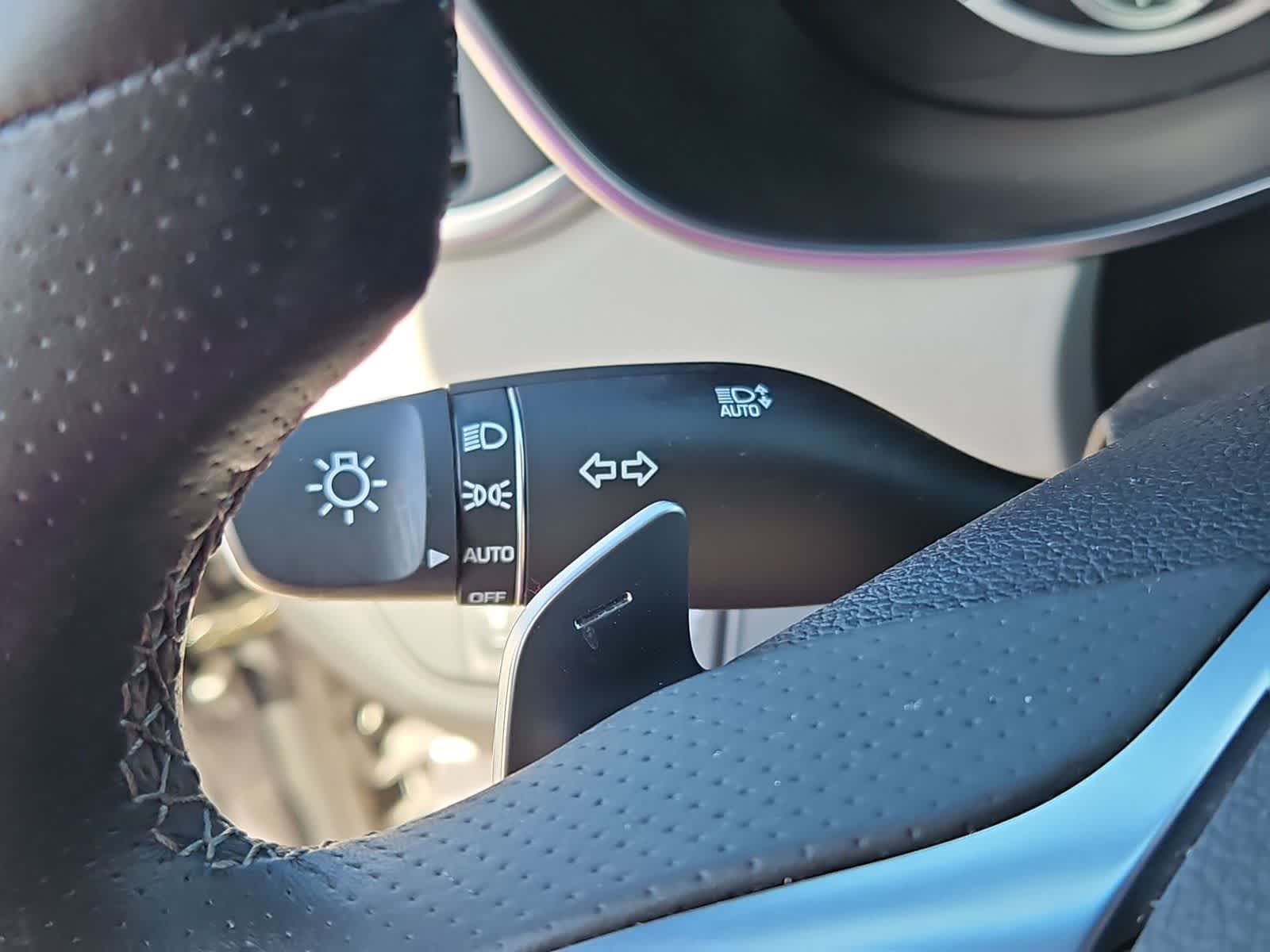 Thumbnail: 2023 Genesis G70 - 25