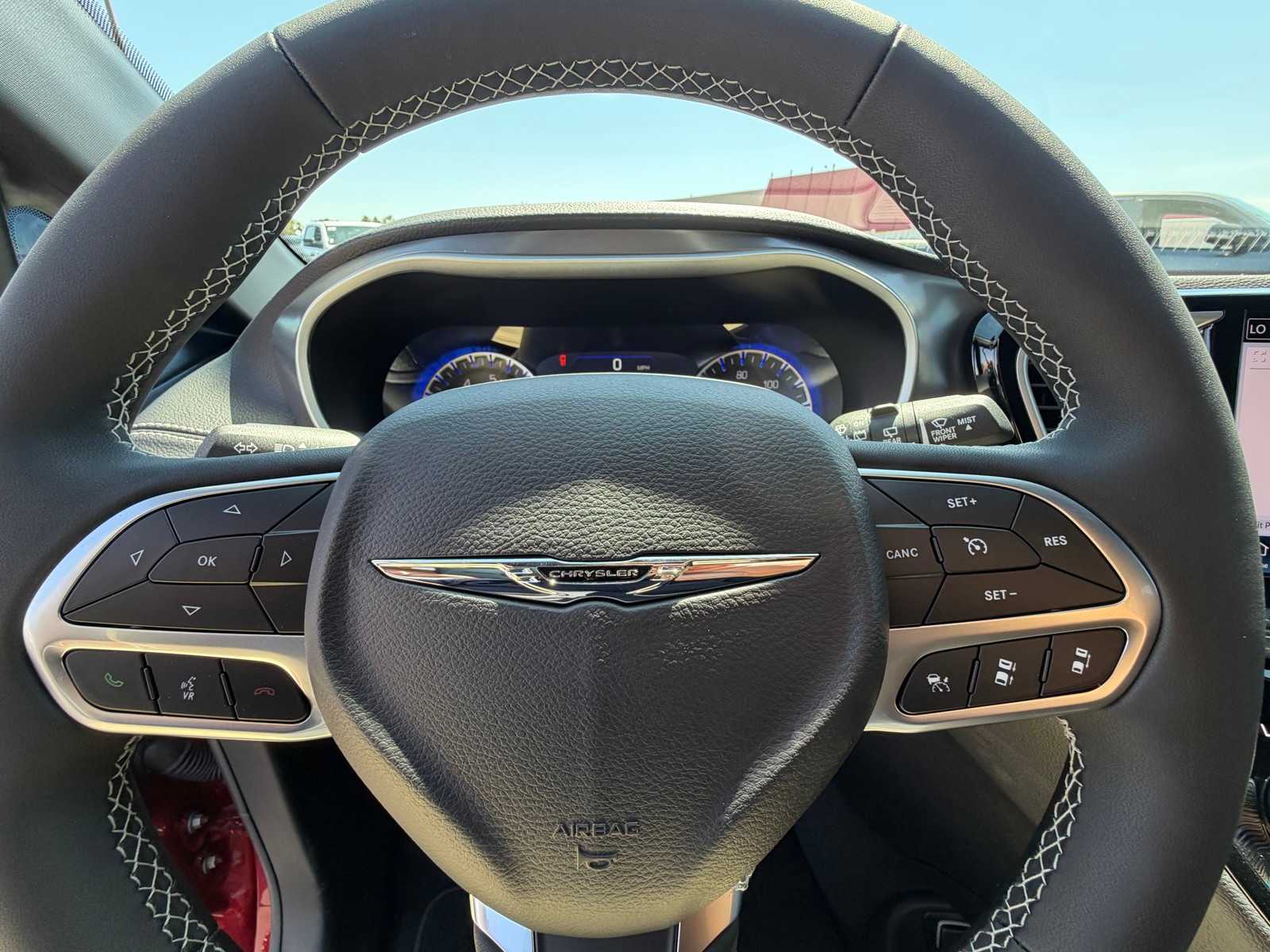 Thumbnail: 2026 Chrysler Pacifica - 30