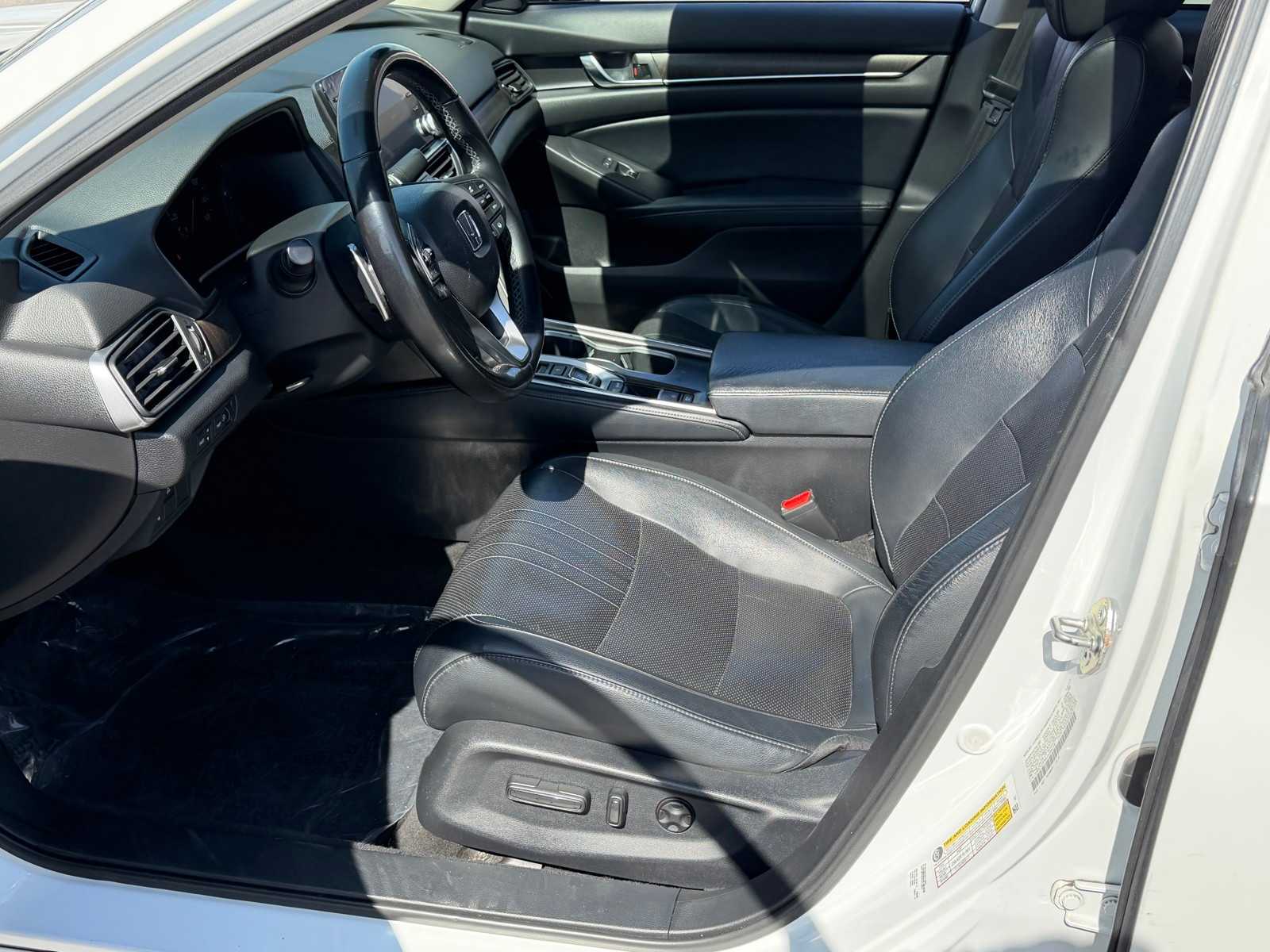 Thumbnail: 2018 Honda Accord - 23