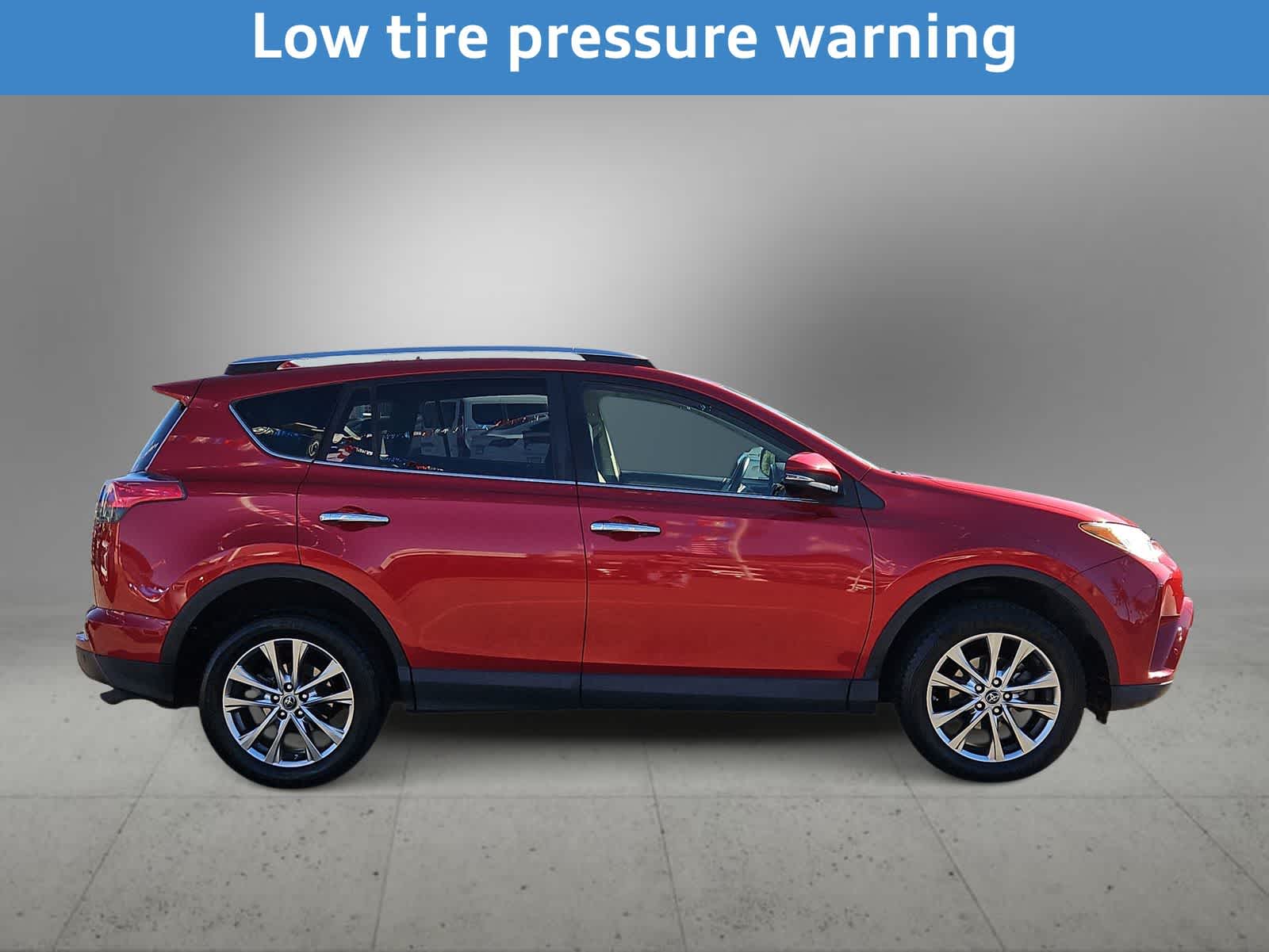 Thumbnail: 2016 Toyota RAV4 - 11