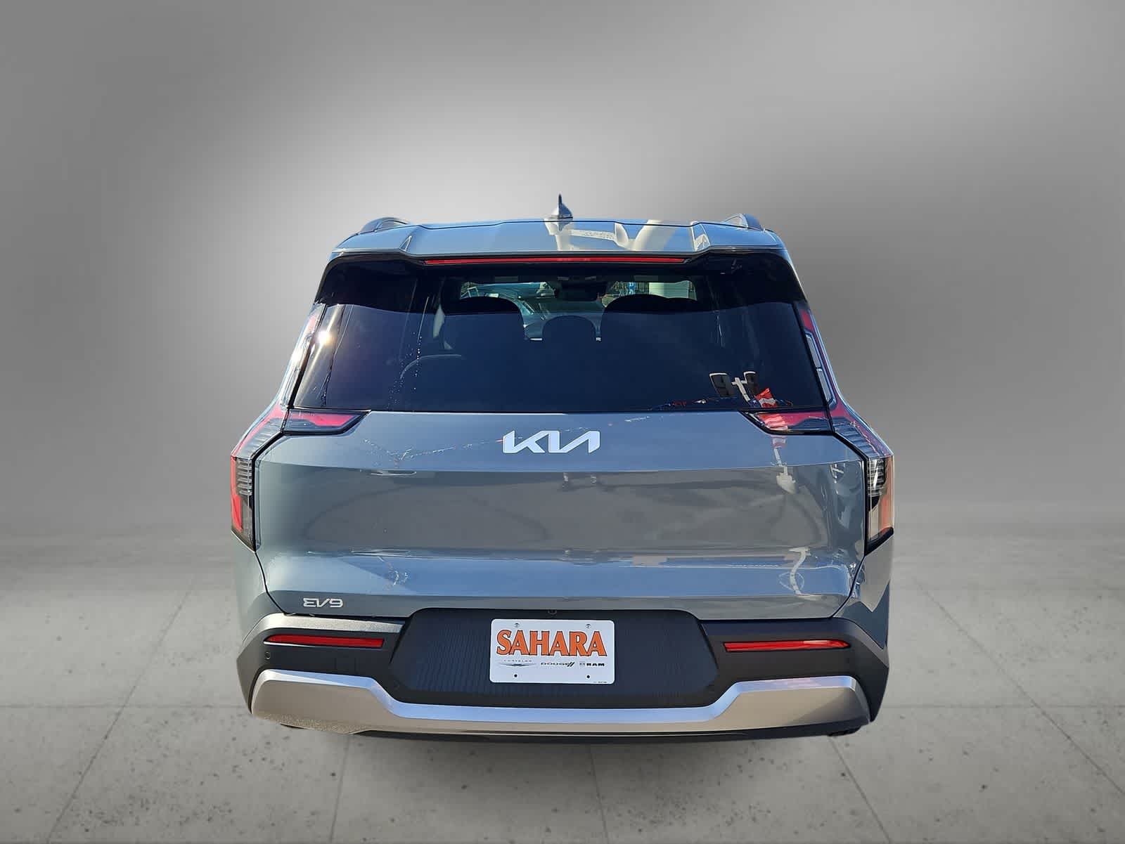 Thumbnail: 2024 Kia EV9 - 8
