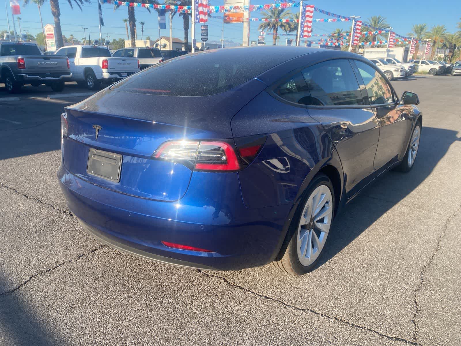 Thumbnail: 2021 Tesla Model 3 - 6