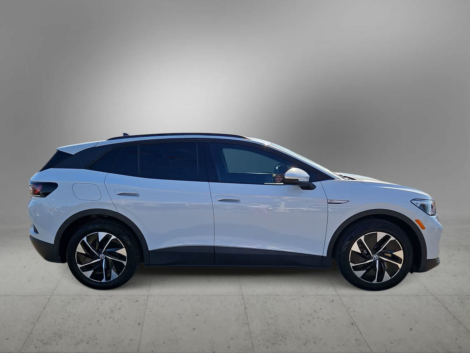 Thumbnail: 2021 Volkswagen ID.4 - 10