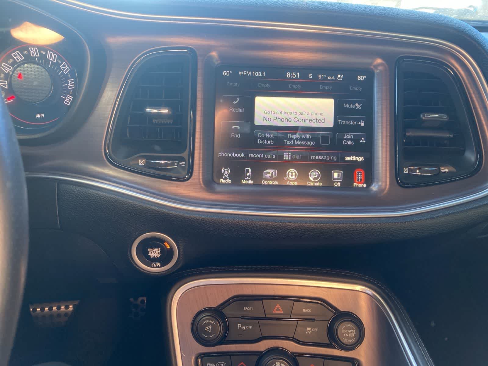 Thumbnail: 2016 Dodge Challenger - 14