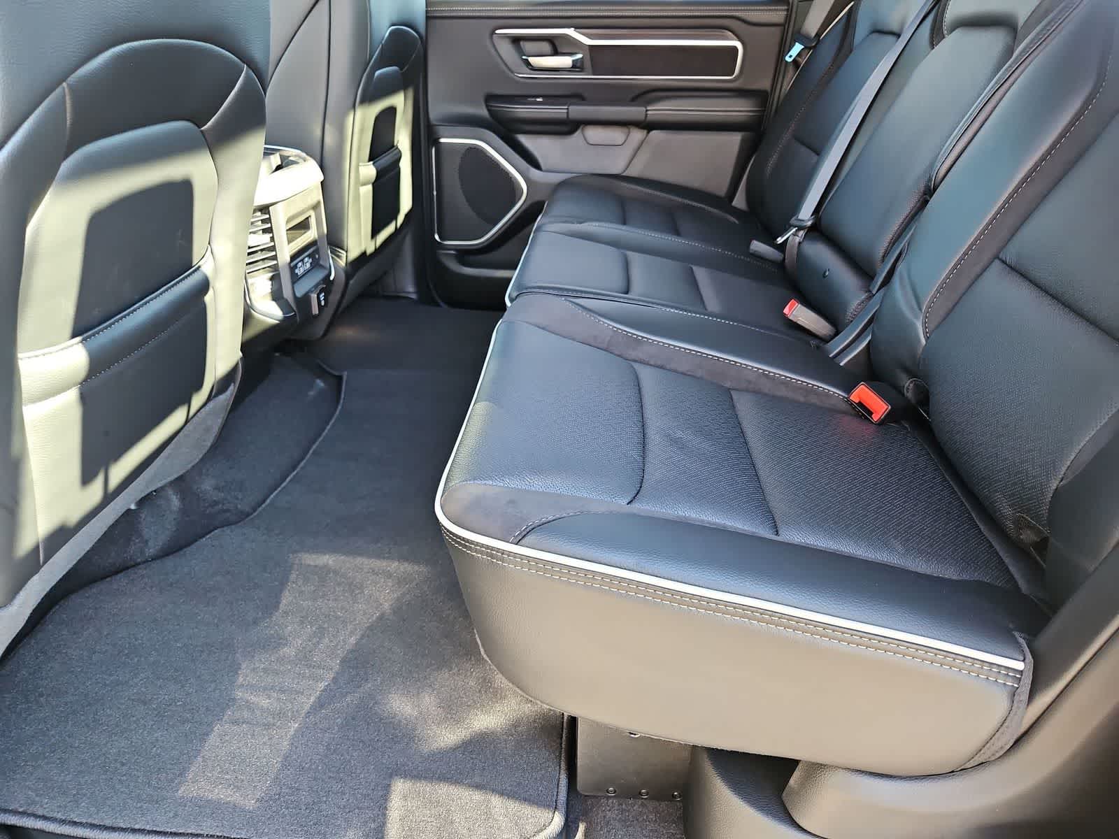 Thumbnail: 2026 RAM 1500 - 19